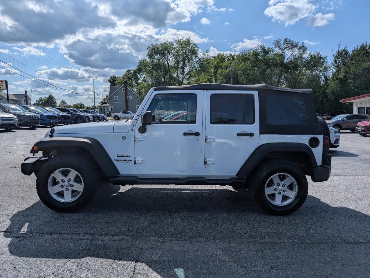 Jeep Wrangler Unlimited Sport 4WD 2015