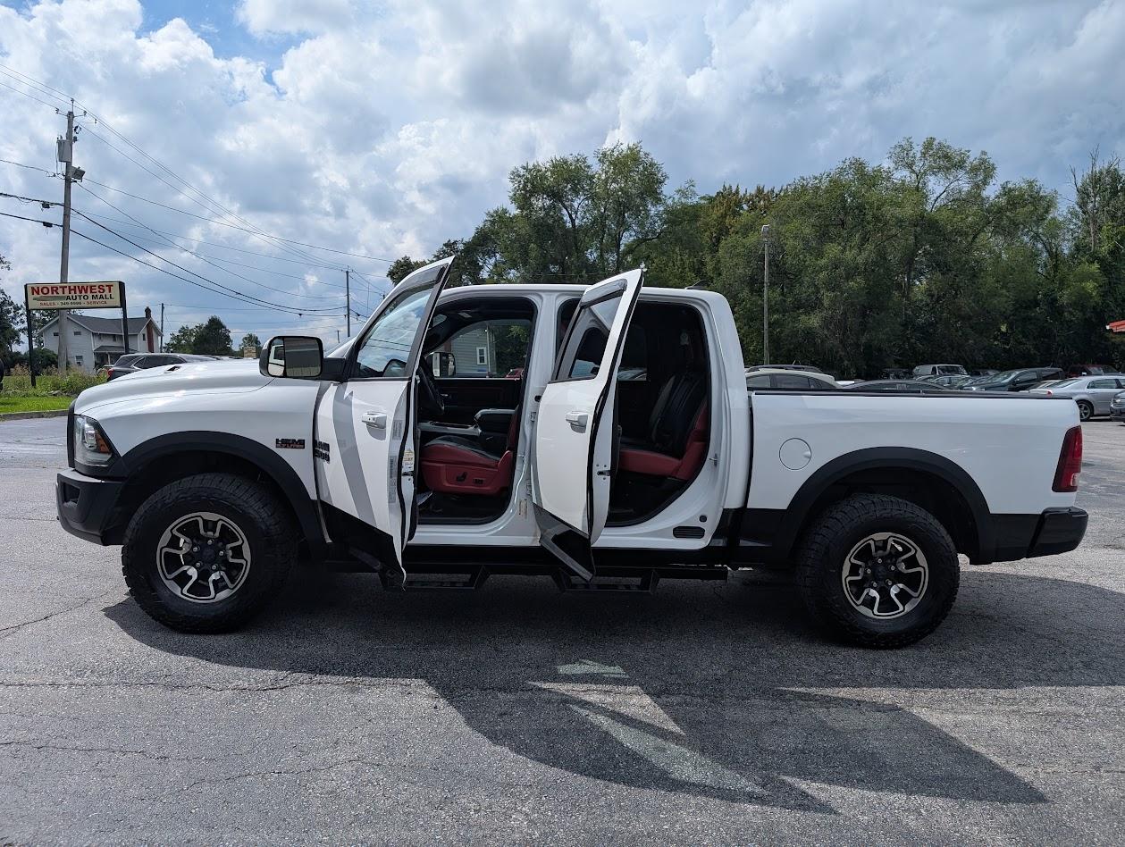 RAM 1500 Rebel Crew Cab SWB 4WD 2016