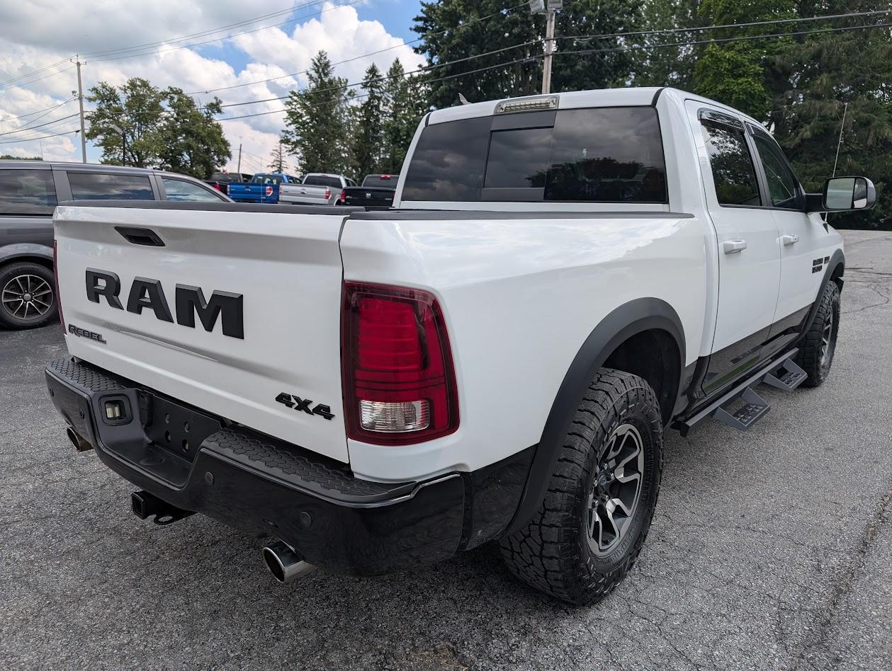 RAM 1500 Rebel Crew Cab SWB 4WD 2016