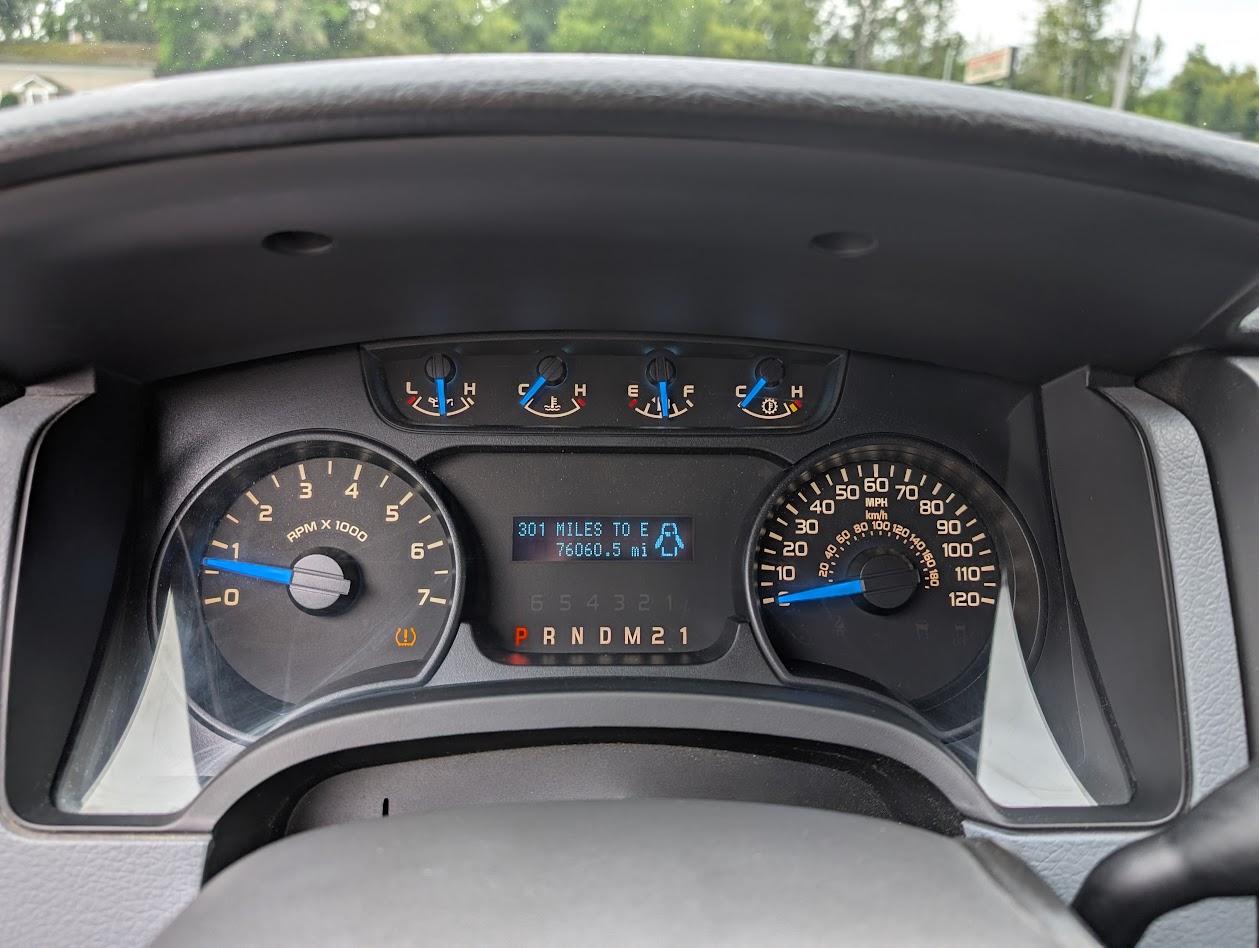 Ford F-150 STX SuperCrew 4WD 2014