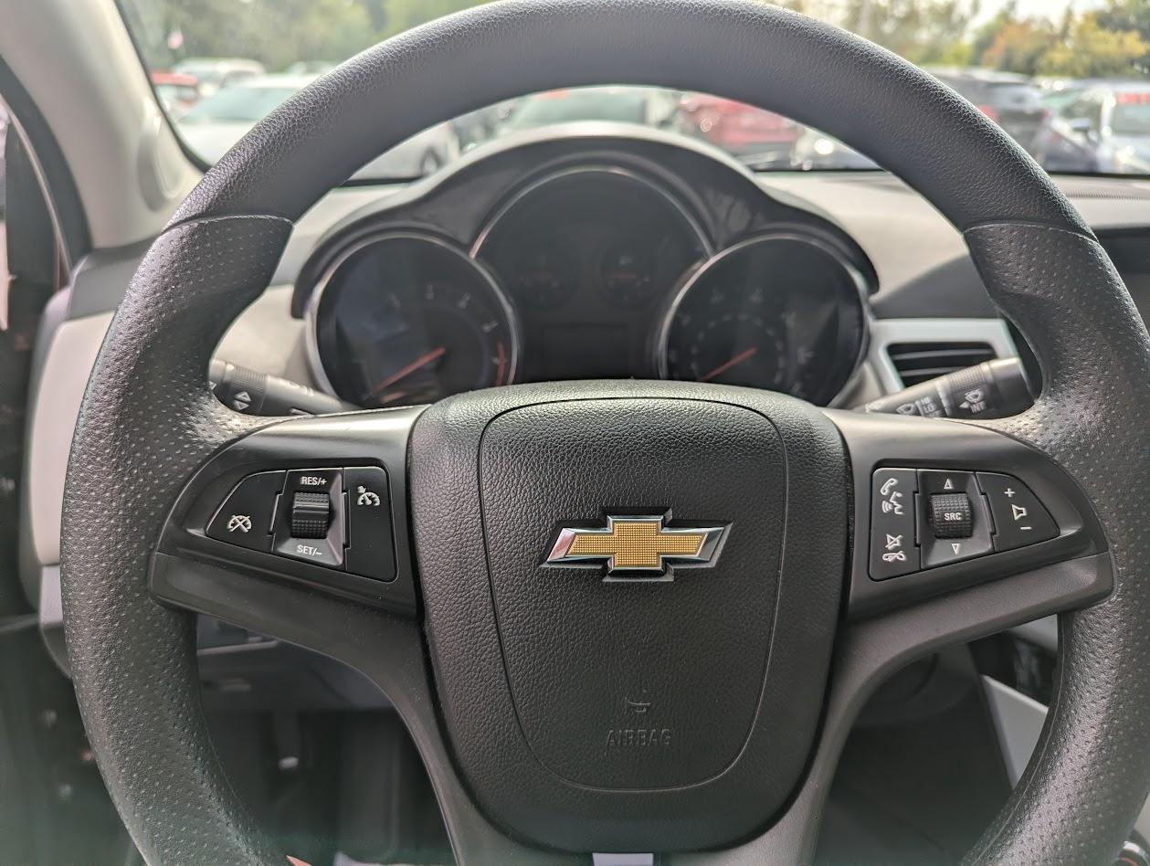 Chevrolet Cruze 1LT Manual 2015