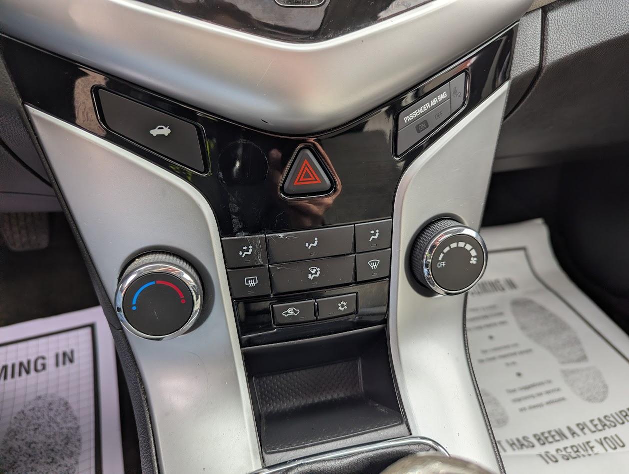 Chevrolet Cruze 1LT Manual 2015