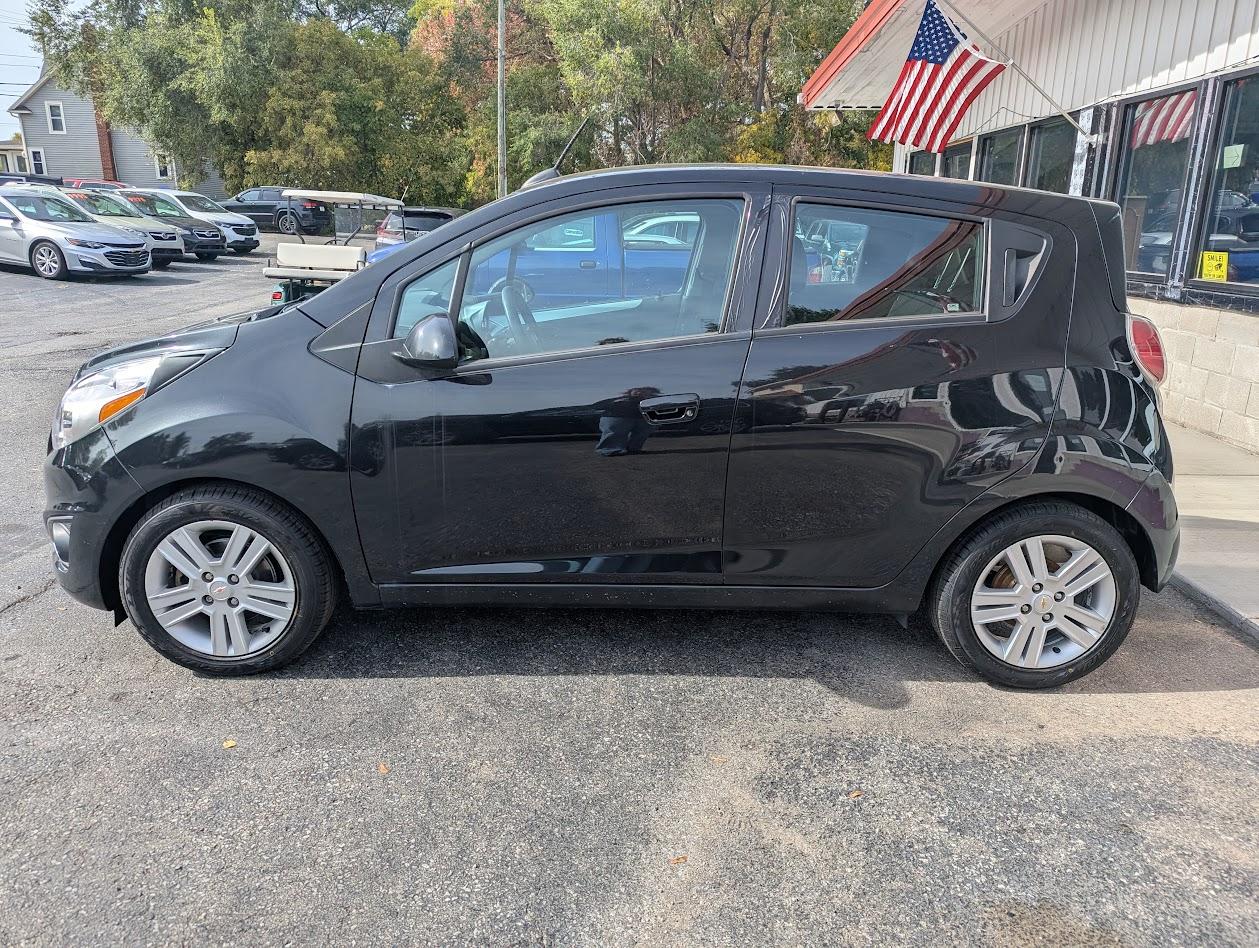 Chevrolet Spark 1LT CVT 2015