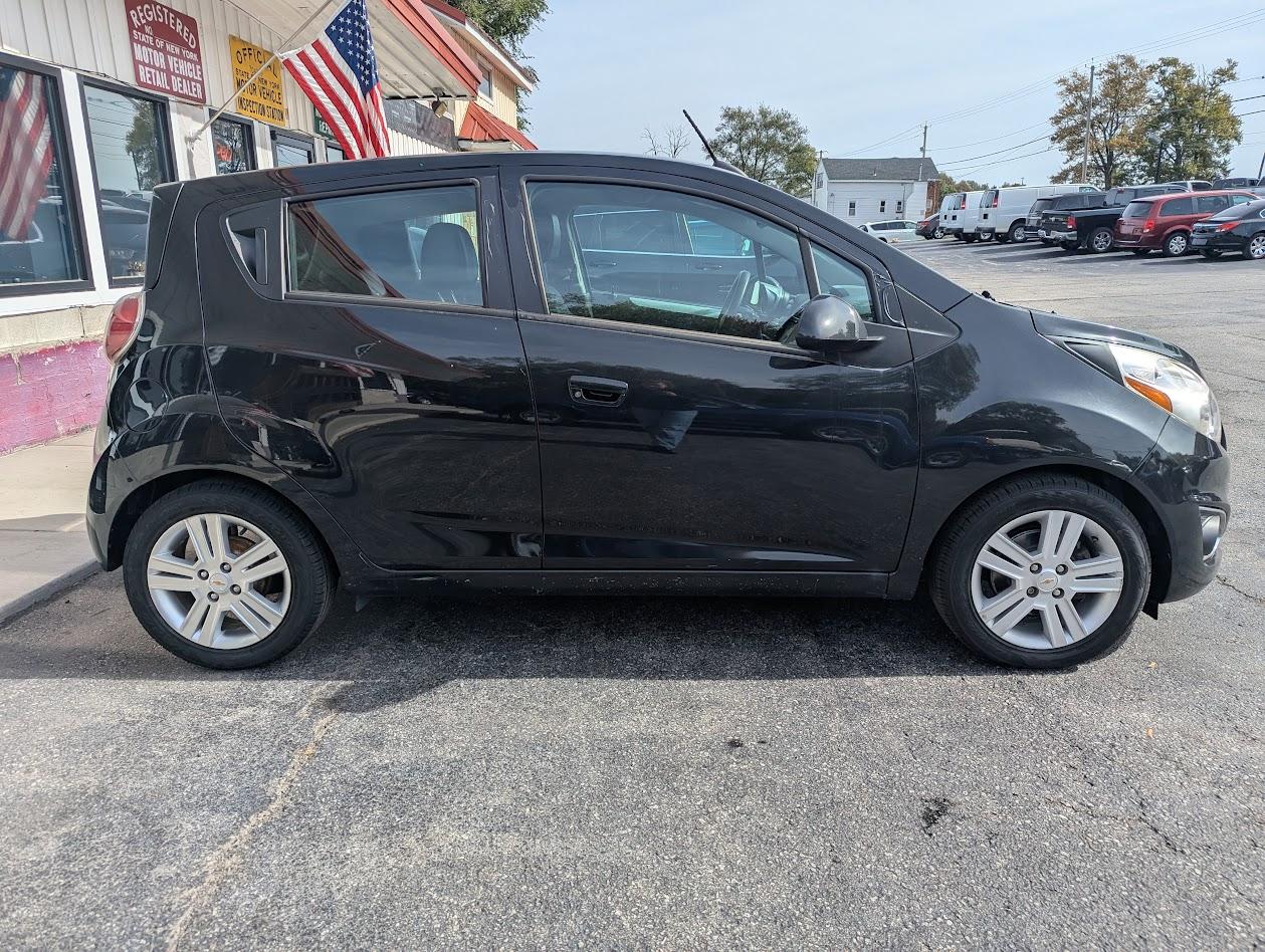 Chevrolet Spark 1LT CVT 2015