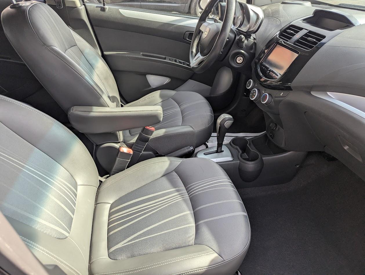 Chevrolet Spark 1LT CVT 2015