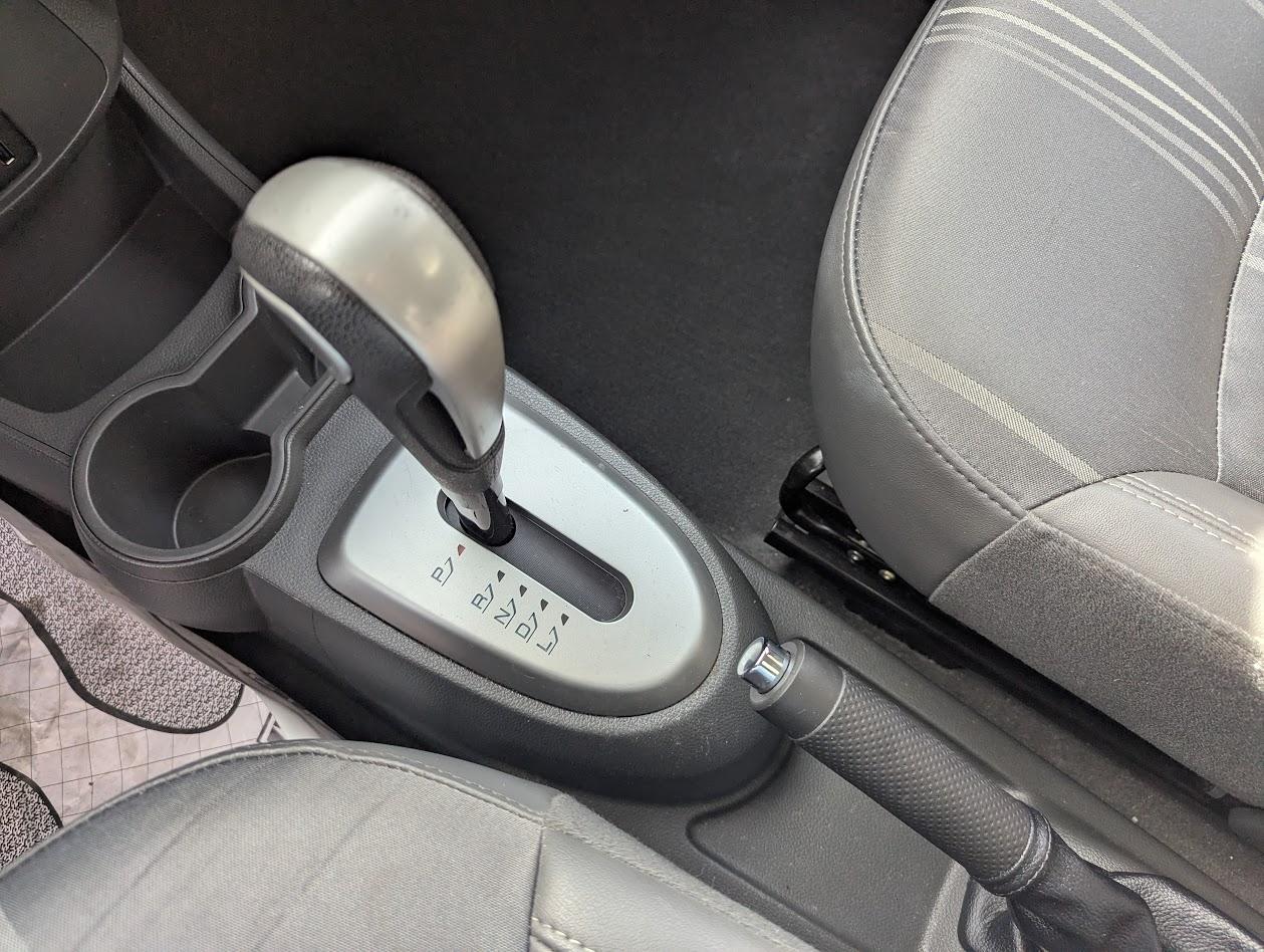 Chevrolet Spark 1LT CVT 2015