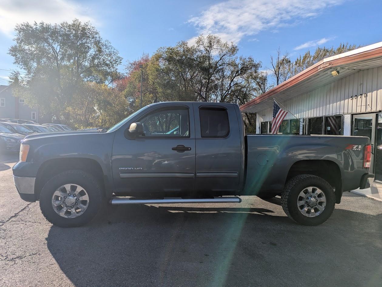 GMC Sierra 2500HD SLE Ext. Cab 4WD 2012