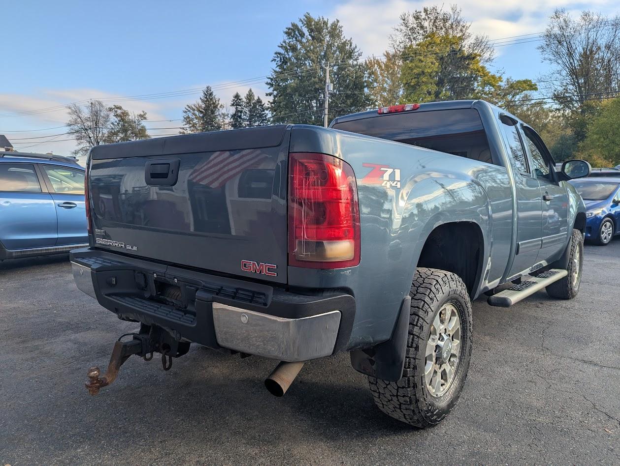 GMC Sierra 2500HD SLE Ext. Cab 4WD 2012