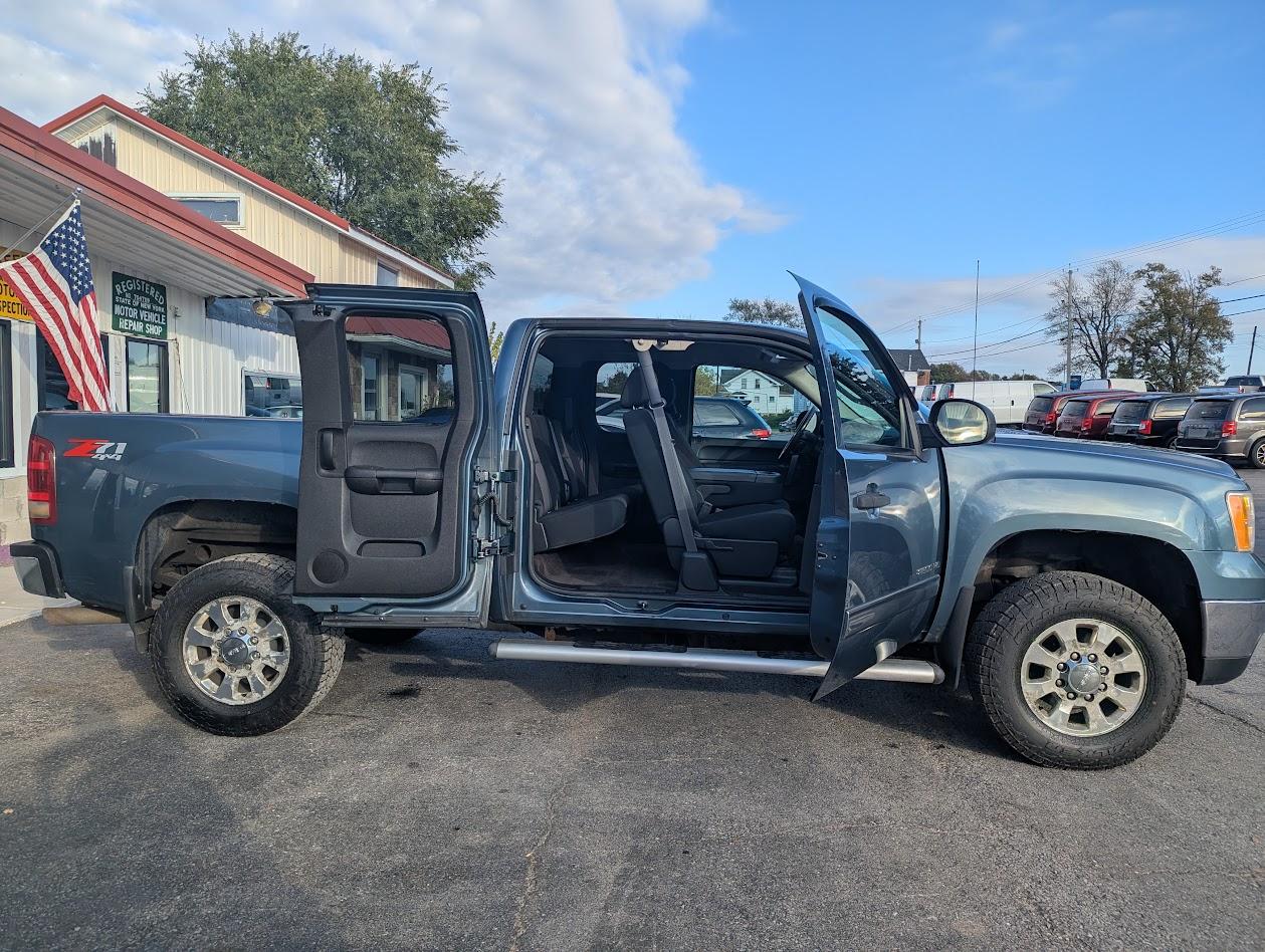 GMC Sierra 2500HD SLE Ext. Cab 4WD 2012