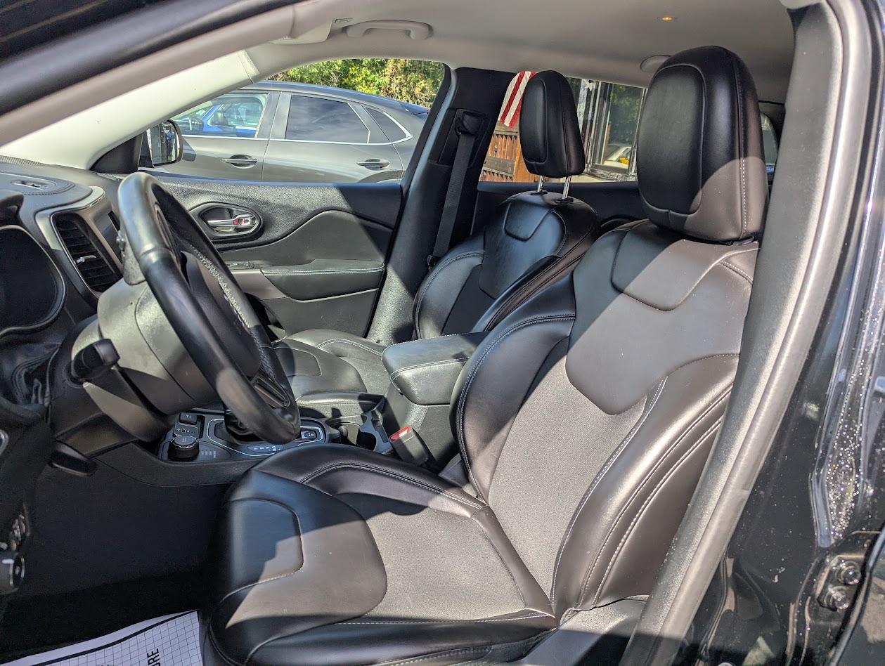 Jeep Cherokee Latitude Plus 4WD 2019