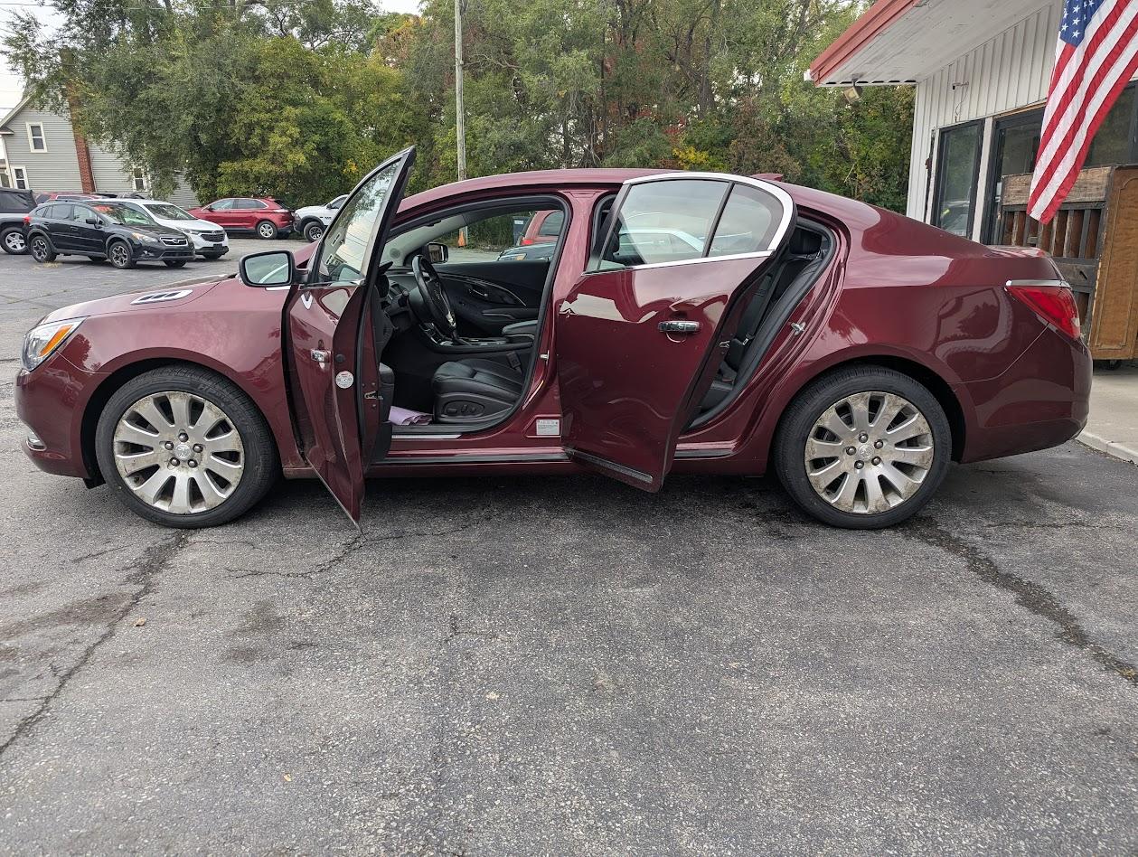 Buick LaCrosse Leather Package AWD 2016
