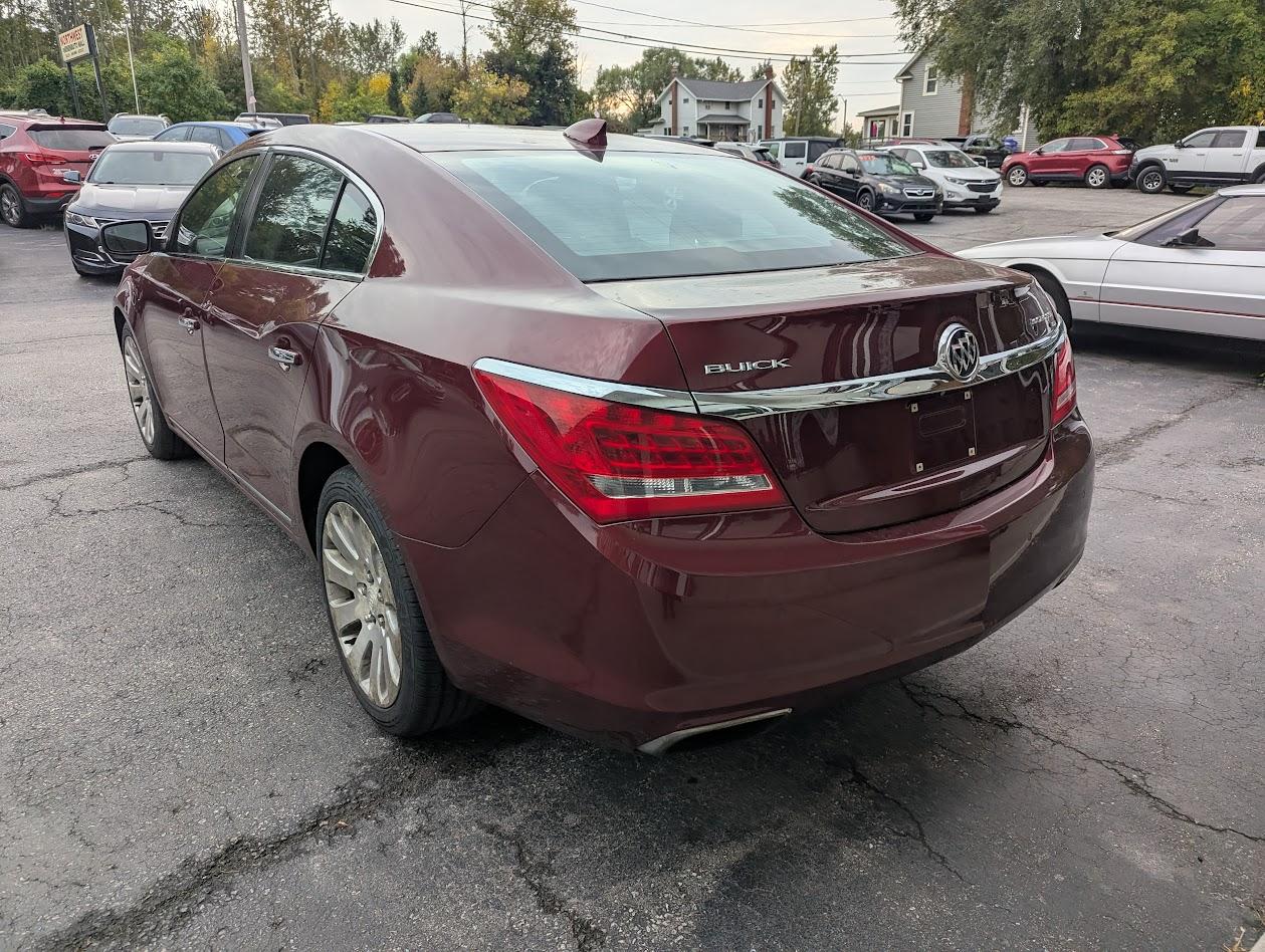 Buick LaCrosse Leather Package AWD 2016