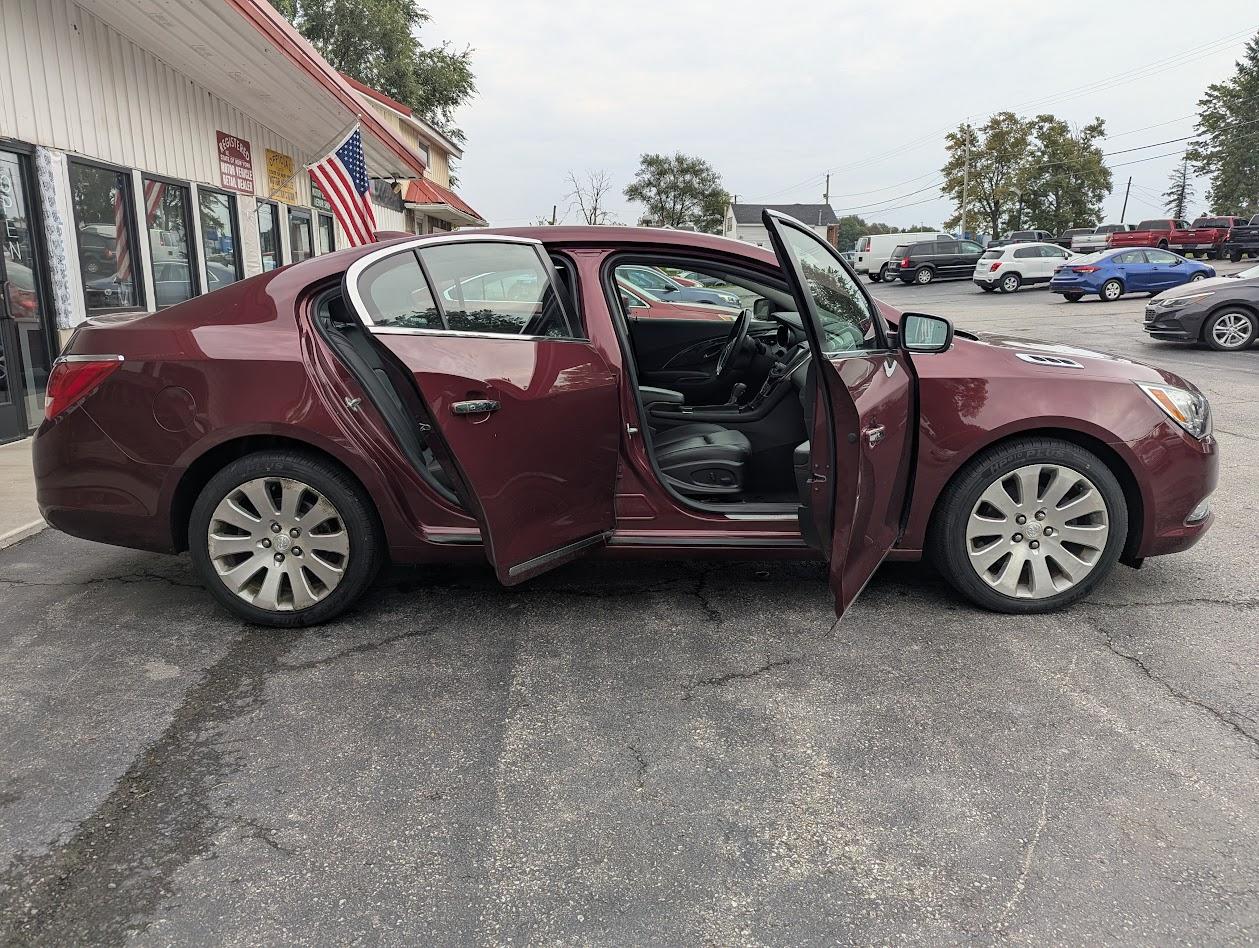 Buick LaCrosse Leather Package AWD 2016