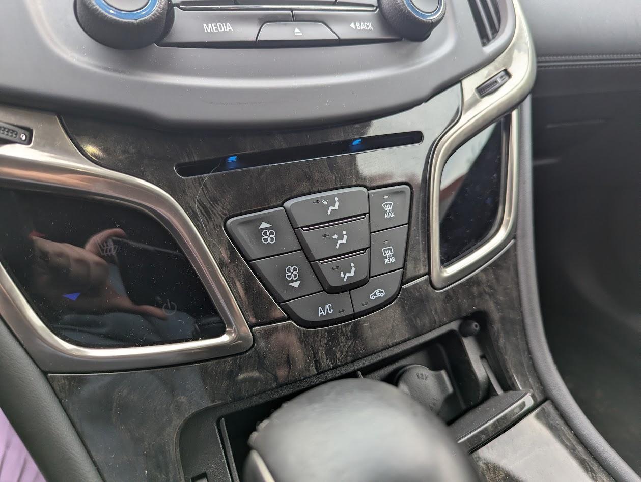 Buick LaCrosse Leather Package AWD 2016