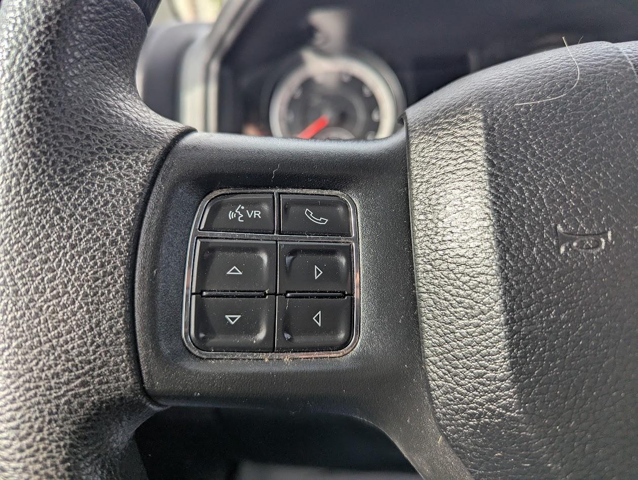 RAM 1500 Tradesman Quad Cab 4WD 2017