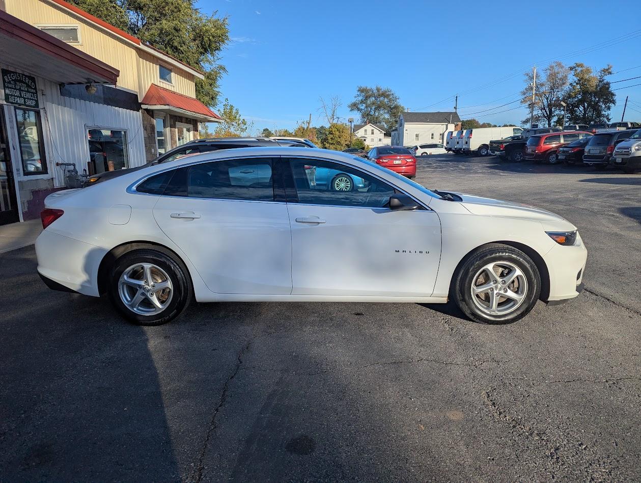 Chevrolet Malibu LS 2018