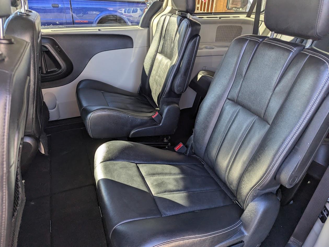 Chrysler Town & Country Touring 2014