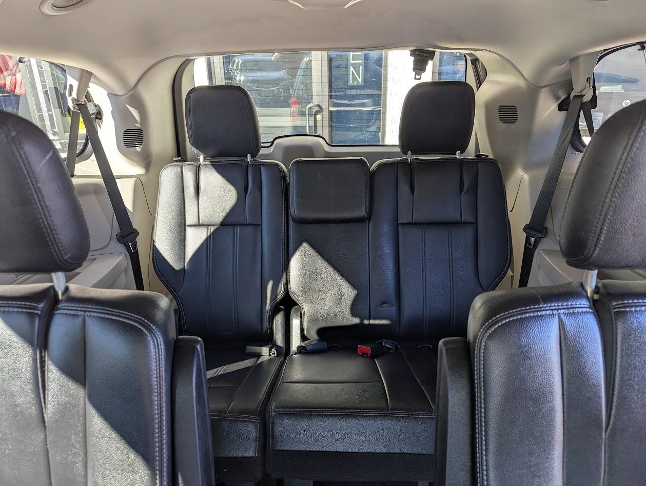 Chrysler Town & Country Touring 2014