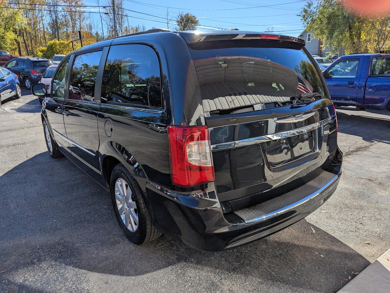 Chrysler Town & Country Touring 2014