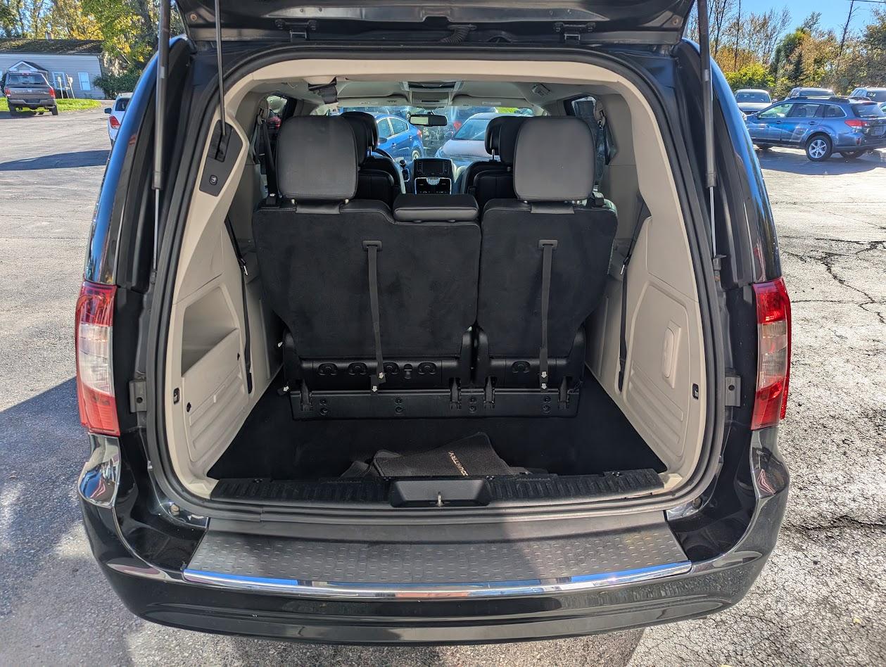 Chrysler Town & Country Touring 2014
