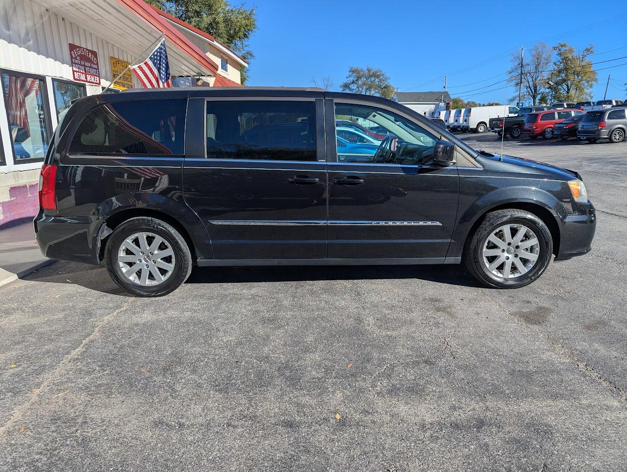 Chrysler Town & Country Touring 2014