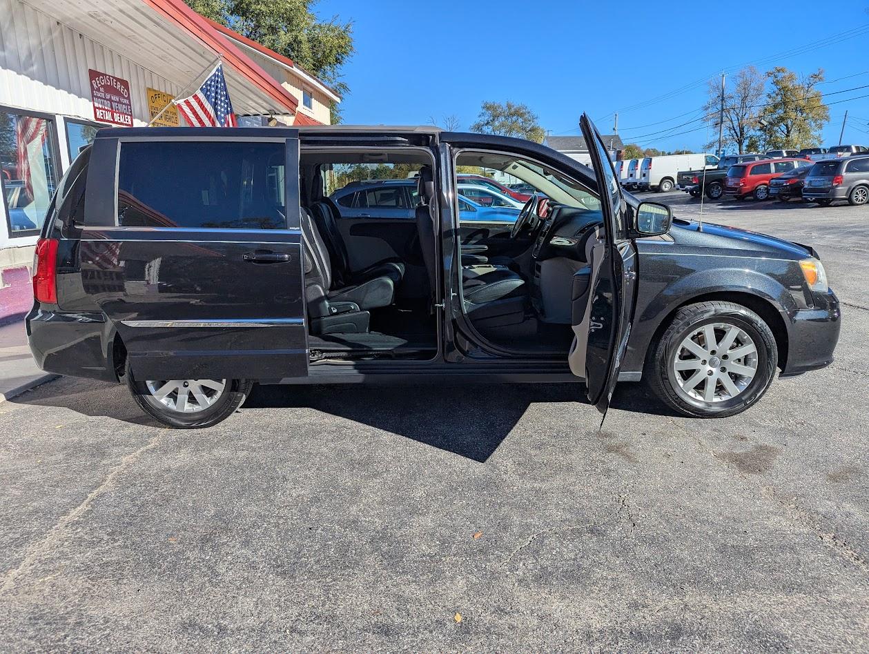 Chrysler Town & Country Touring 2014