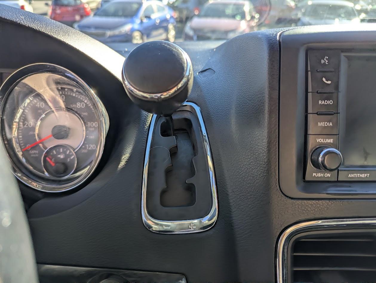 Chrysler Town & Country Touring 2014