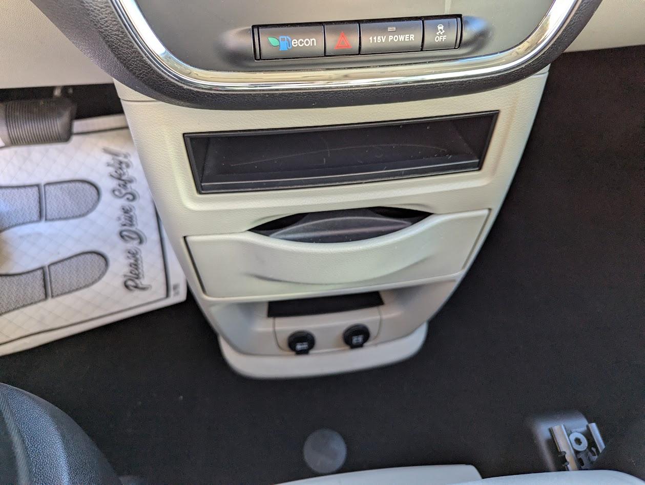 Chrysler Town & Country Touring 2014
