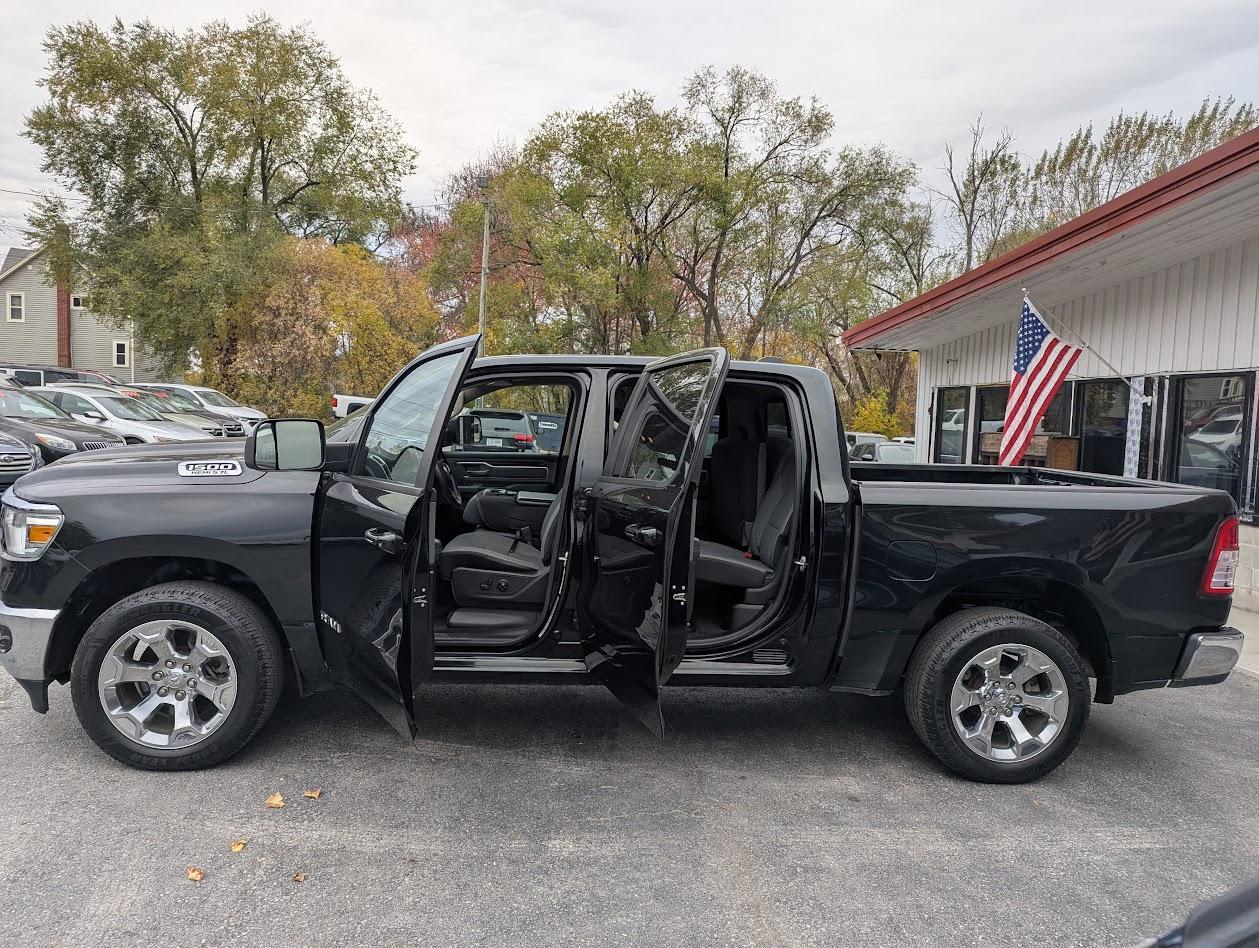 RAM 1500 Big Horn Crew Cab SWB 4WD 2019