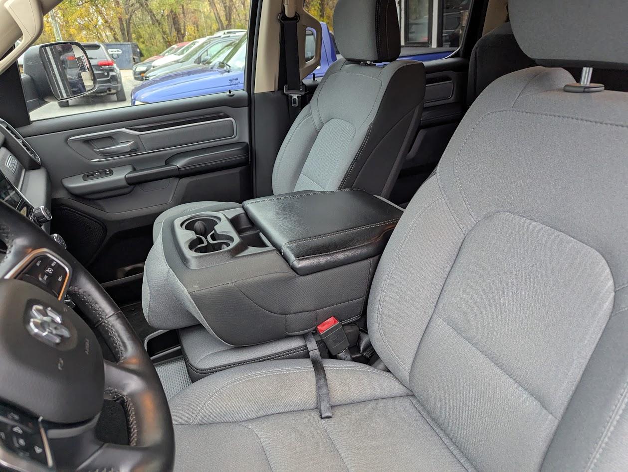 RAM 1500 Big Horn Crew Cab SWB 4WD 2019