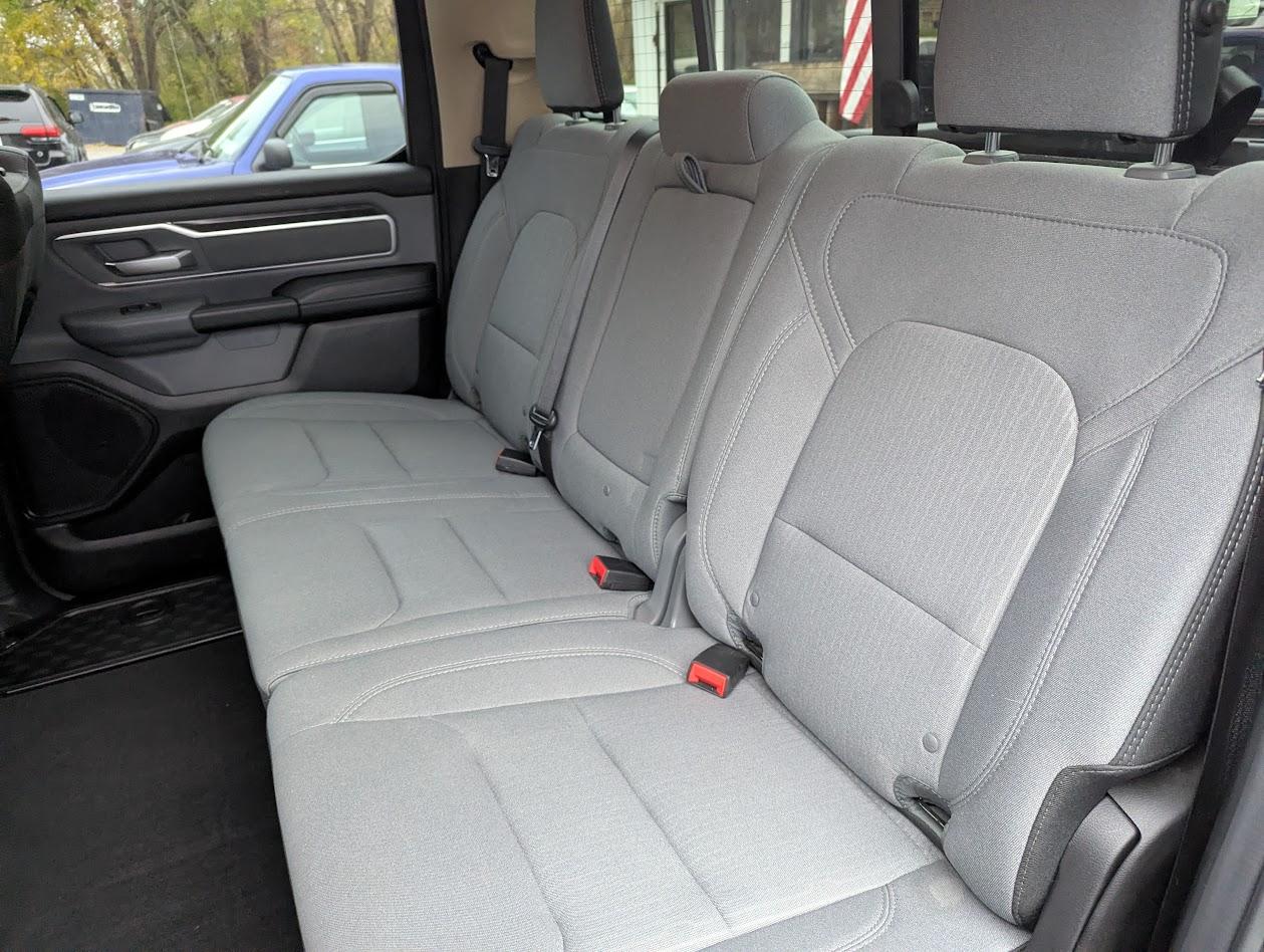 RAM 1500 Big Horn Crew Cab SWB 4WD 2019