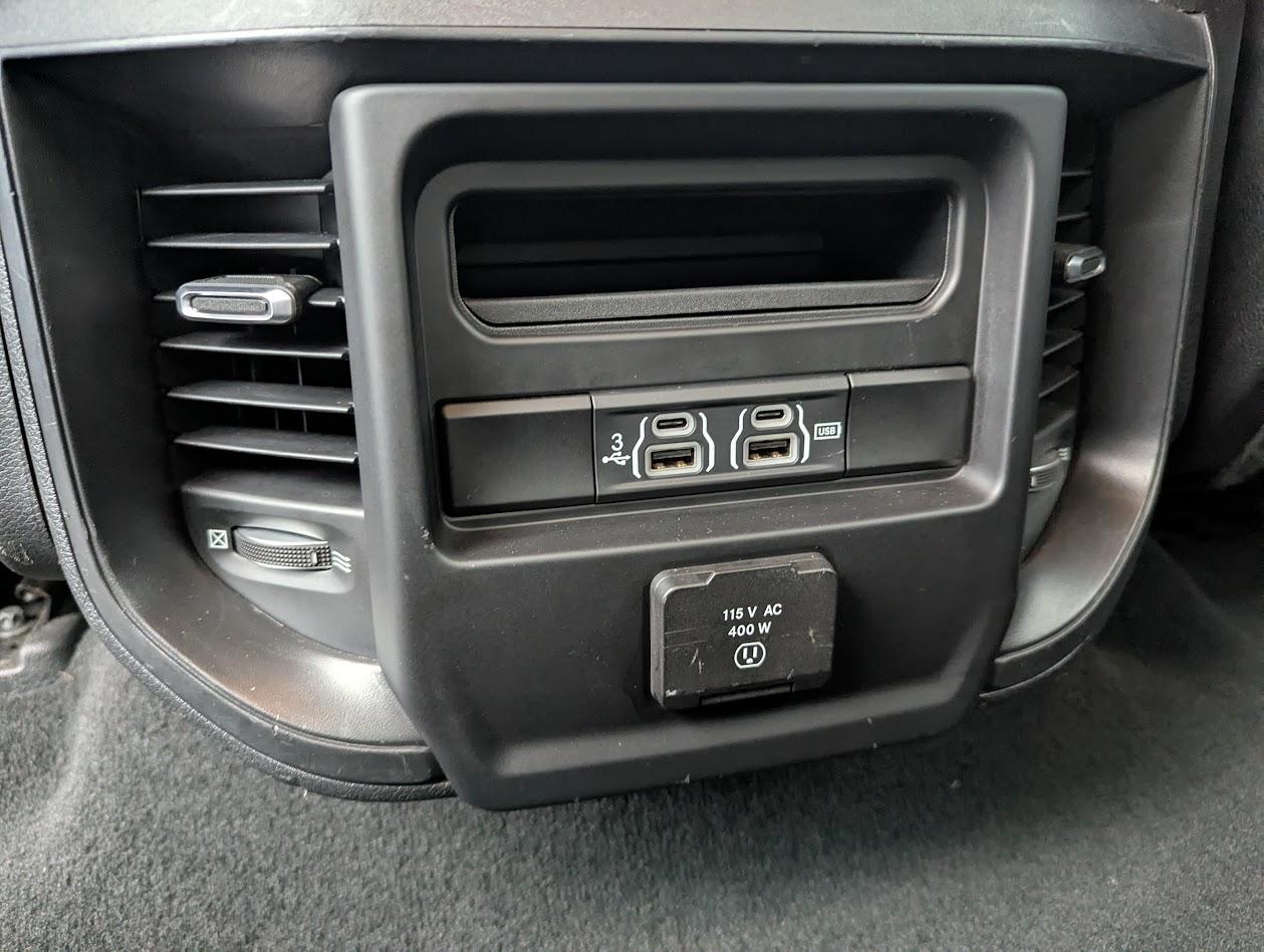 RAM 1500 Big Horn Crew Cab SWB 4WD 2019