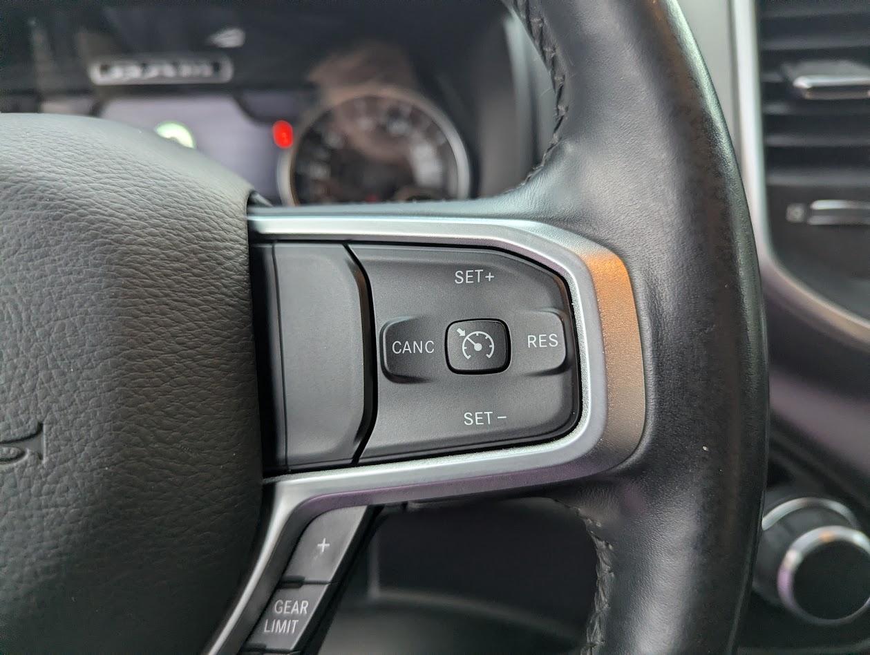 RAM 1500 Big Horn Crew Cab SWB 4WD 2019