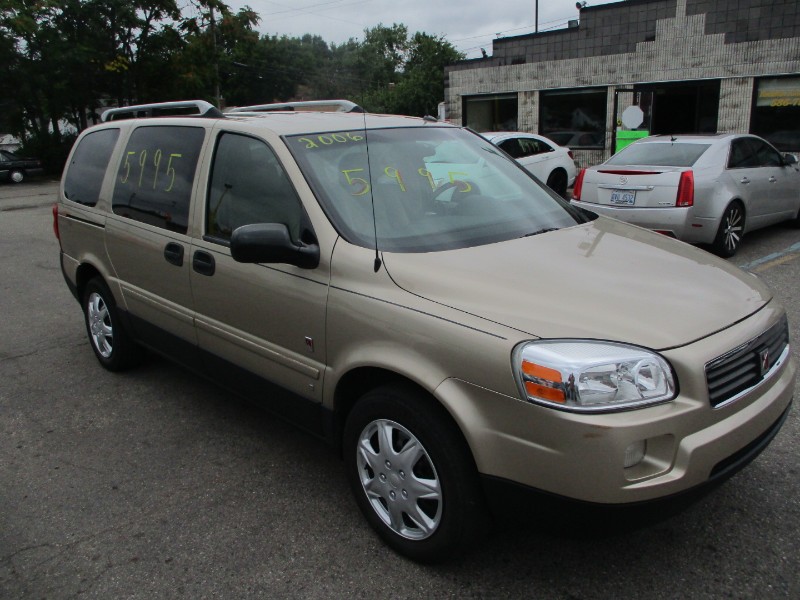 Used 2006 Saturn Relay FWD 2 for Sale in Detroit MI 48213 Redskin Auto