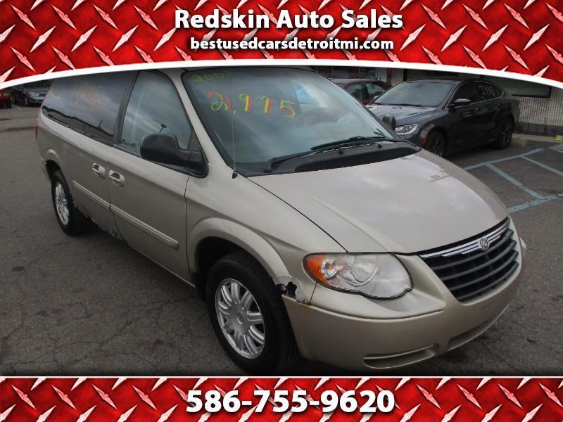 2007 Chrysler Town & Country Touring