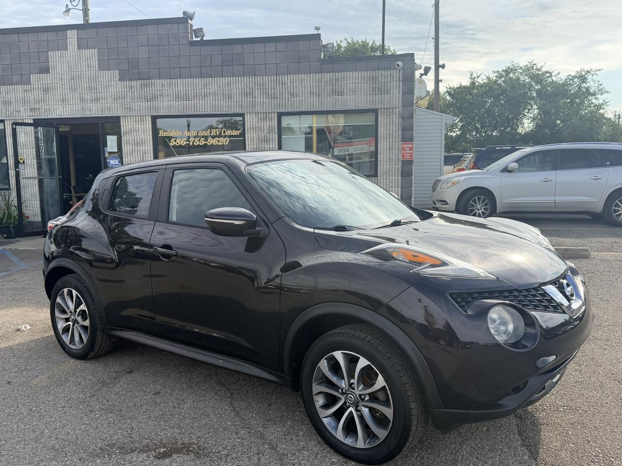 Nissan Juke S AWD 2015