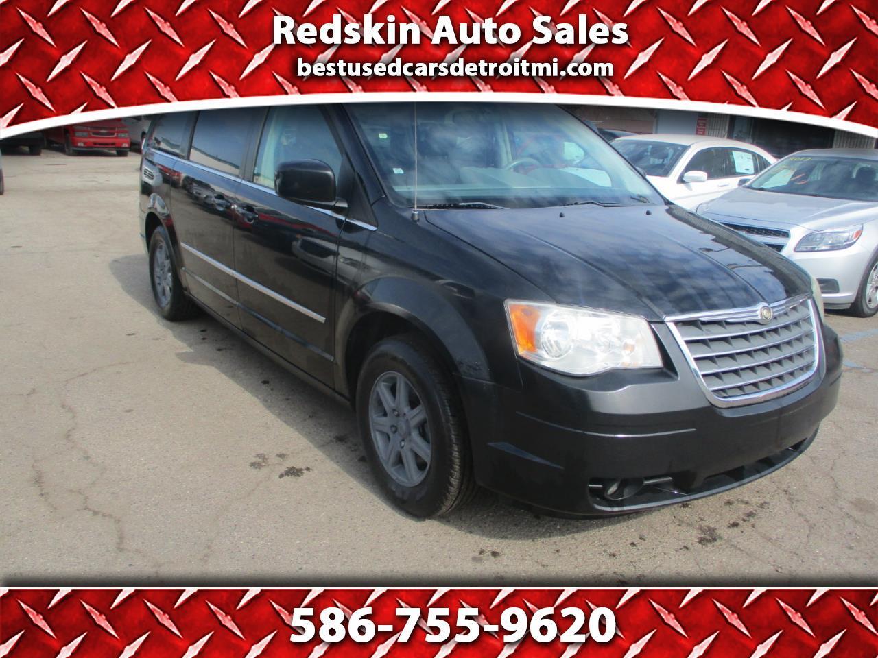 2009 Chrysler Town & Country Touring