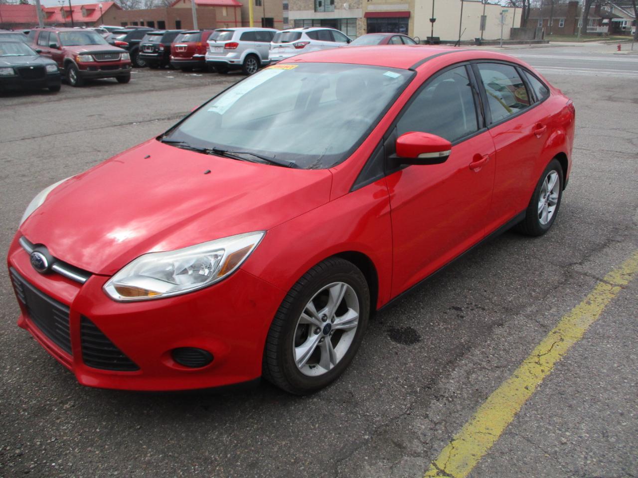 Ford Focus SE Sedan 2014