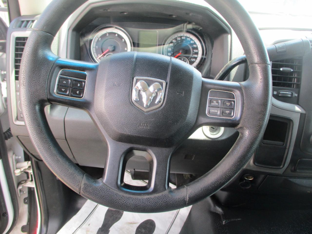 RAM 1500 Tradesman Regular Cab LWB 2WD 2016