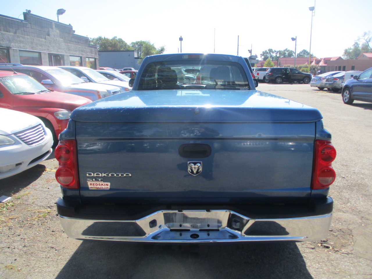 2005 Dodge Dakota SLT Club Cab photo 6