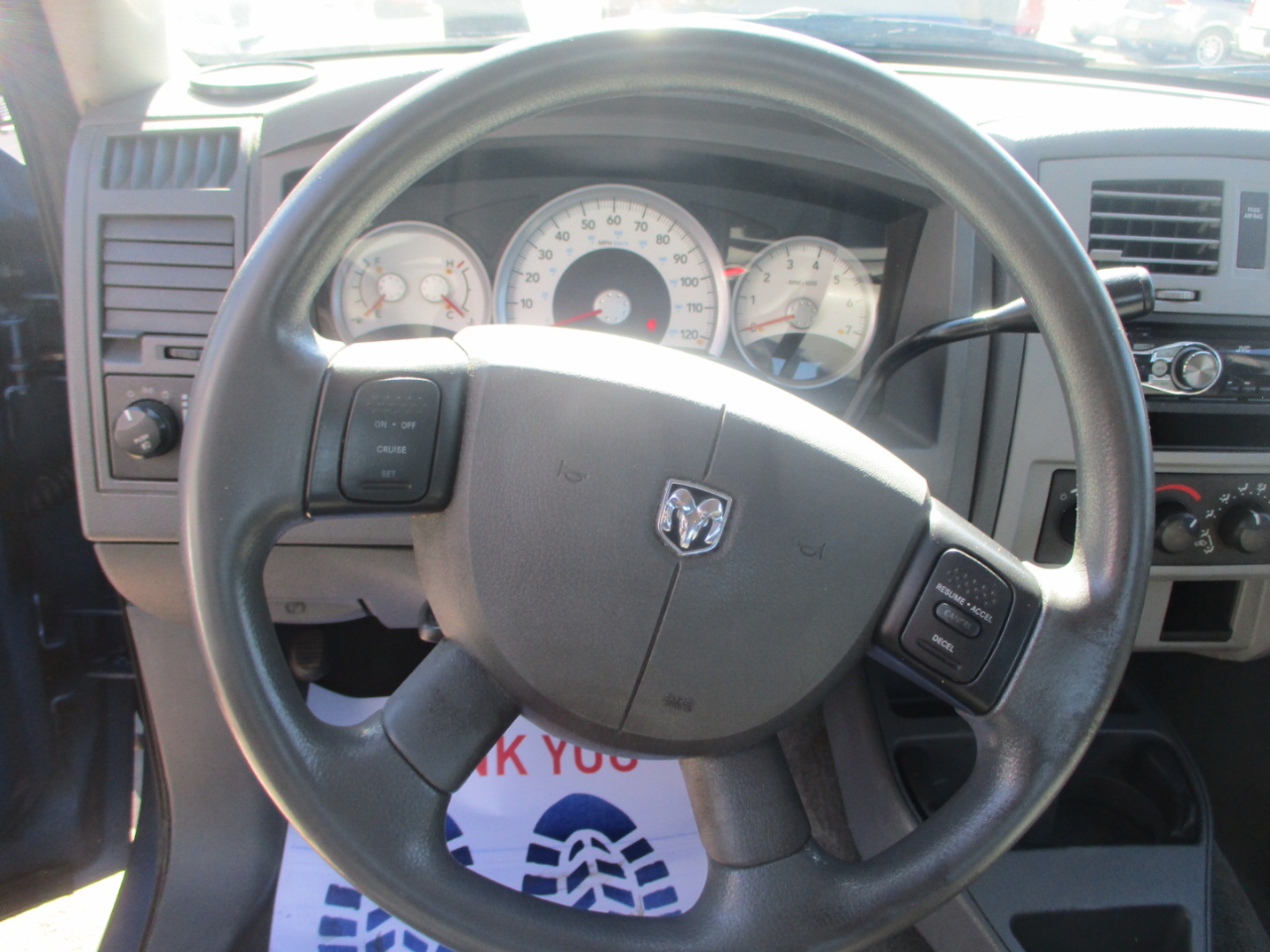 2005 Dodge Dakota SLT Club Cab photo 10
