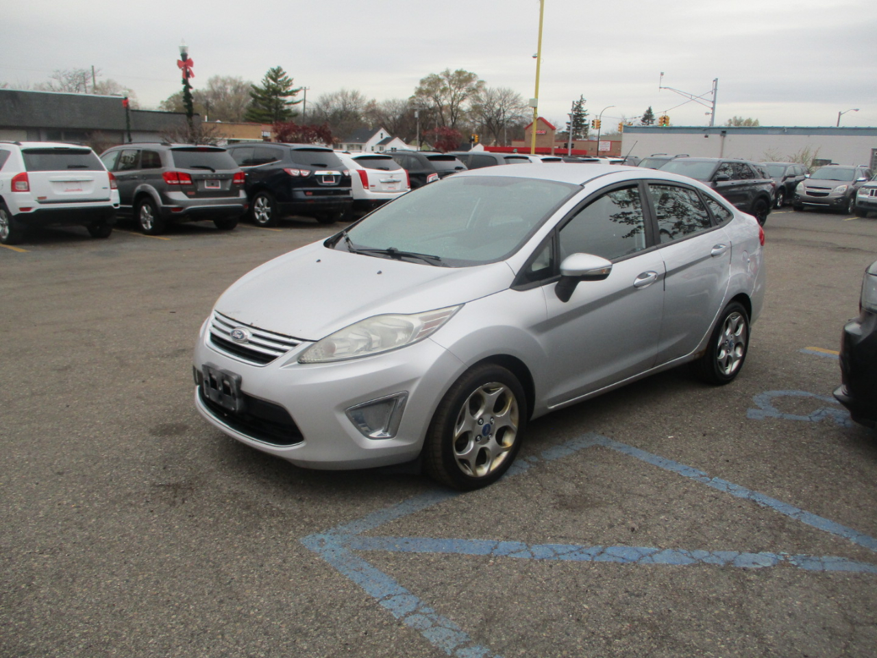 Ford Fiesta SEL Sedan 2011