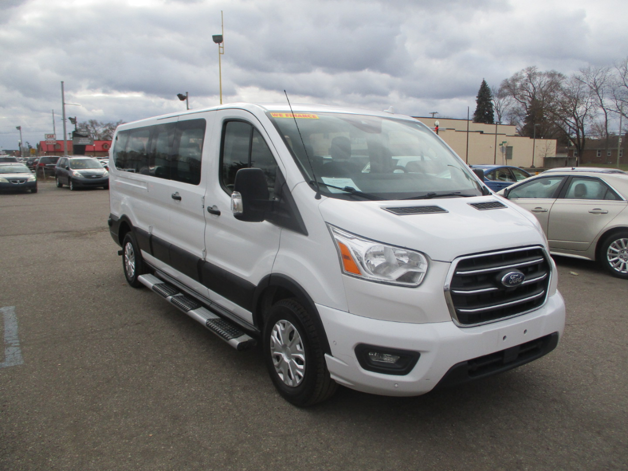 2020 Ford Transit 350 Wagon Low Roof XL w/Sliding Pass. 148-in. WB