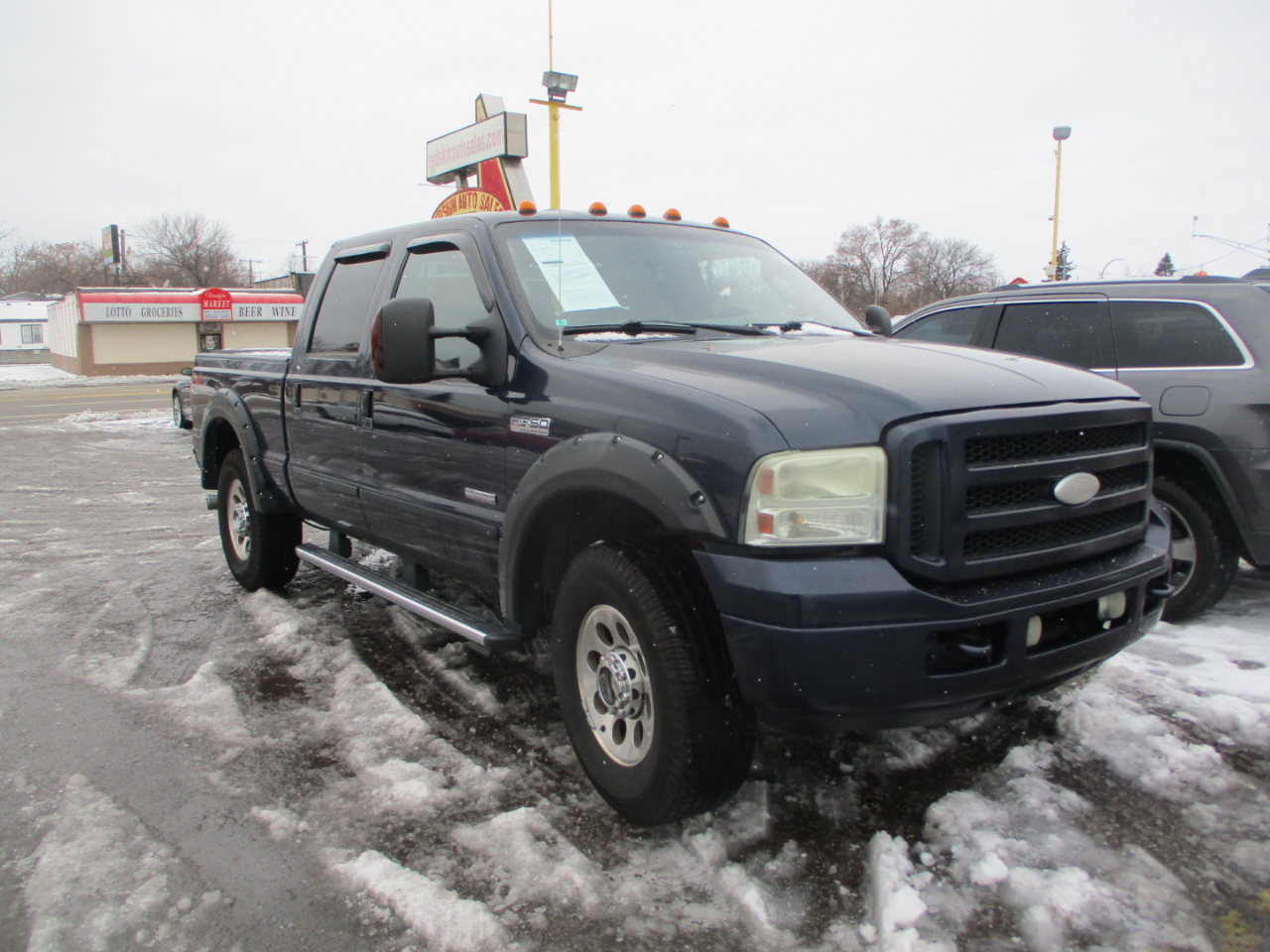 2005 Ford F-350 SD Lariat Crew Cab 4WD