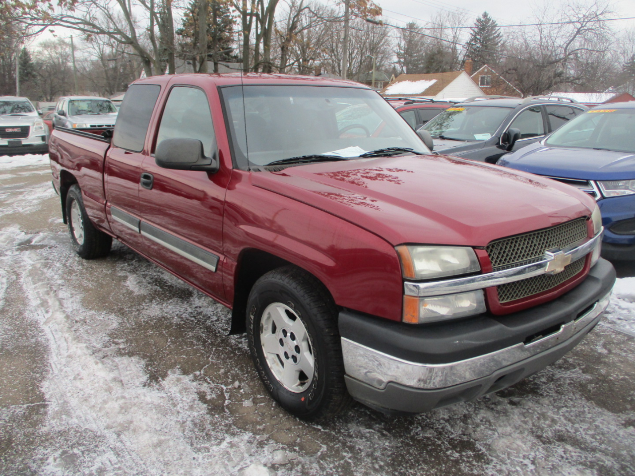 2005 Chevrolet Silverado 1500 LS Ext. Cab Short Bed 2WD