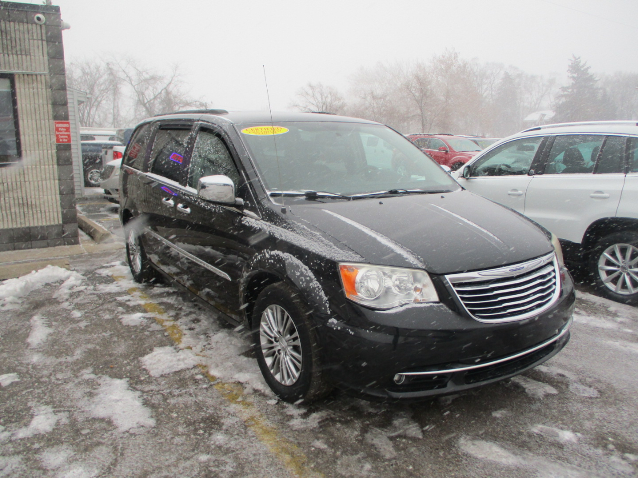 Chrysler Town & Country Touring-L 2013