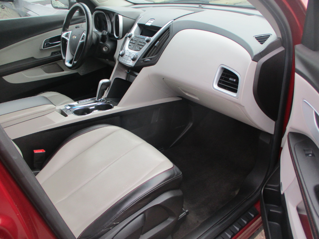 Chevrolet Equinox LTZ AWD 2010