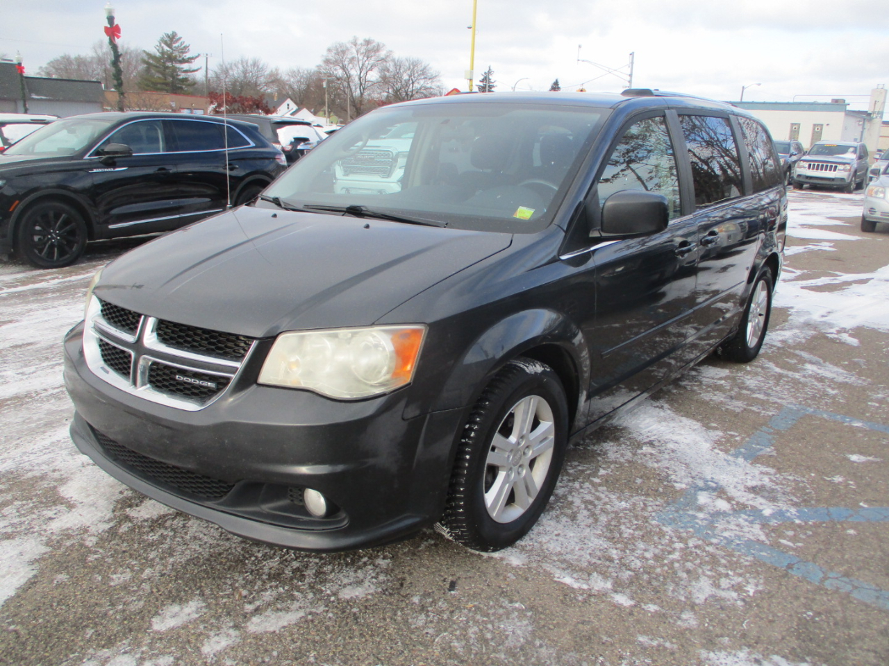 Dodge Grand Caravan Crew 2011
