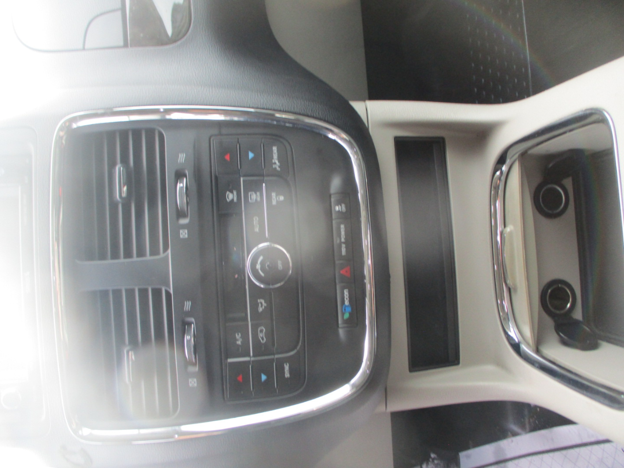 Dodge Grand Caravan Crew 2011