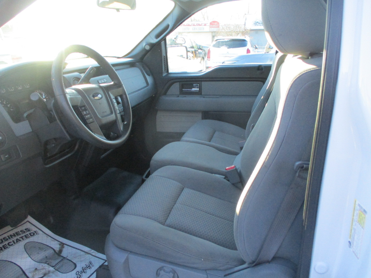 Ford F-150 XL 8-ft. Bed 2WD 2014